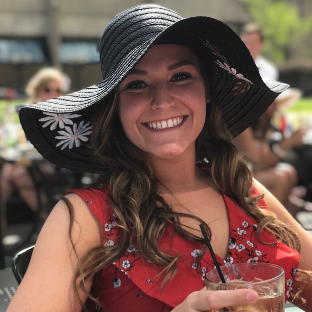 Meet your Posher, Becca